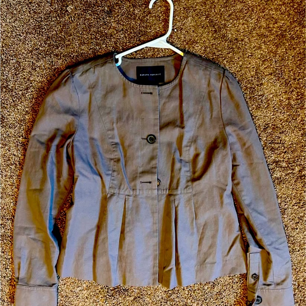 ✨Kylee’s Kloset | Banana Republic Charcoal Grey Jacket – Size ✨